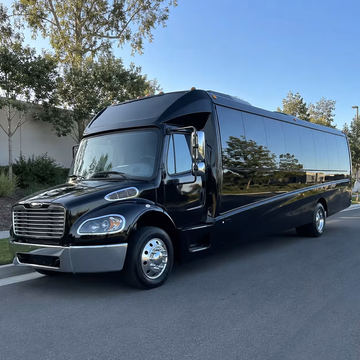 35 passenger minibus